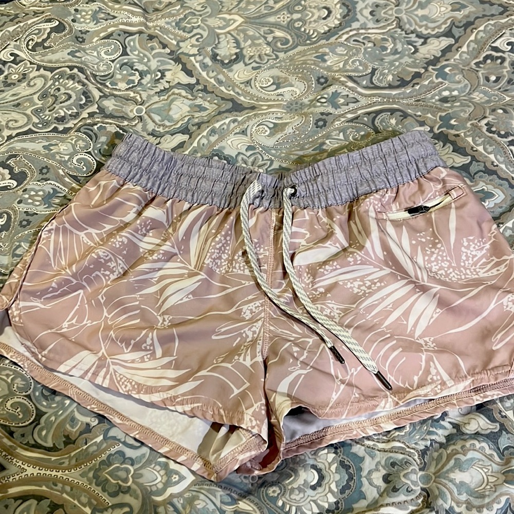 Vuori Clementine shorts